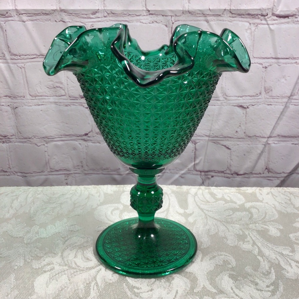 Vintage Diamond Cut Ruffled Edge Teal Pedestal Glass Candy Dish - Picture 1 of 8